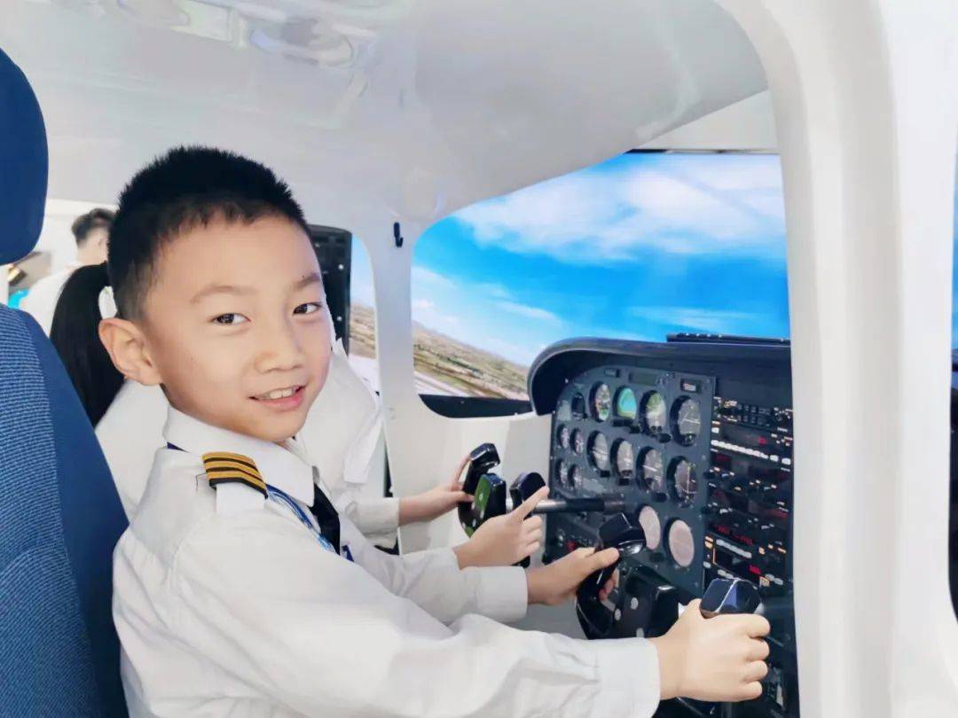 黑龙江科技周丨“走进科技，你我同行”航空主题科普活动纪实